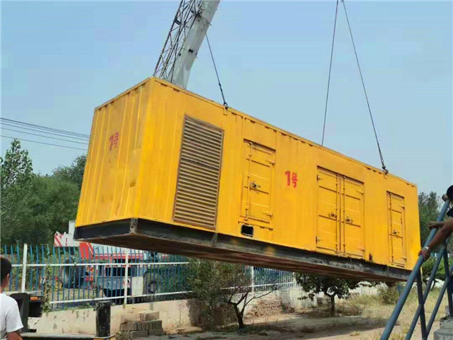 青浦300KW柴油发电机组油耗是多少？